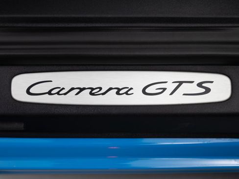 Used 2016 Porsche 911 Carrera GTS image 17