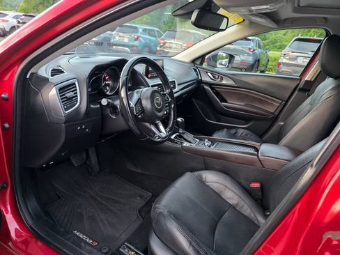 Used 2018 MAZDA MAZDA3 Grand Touring w/ Premium Equipment Package FWD image 14