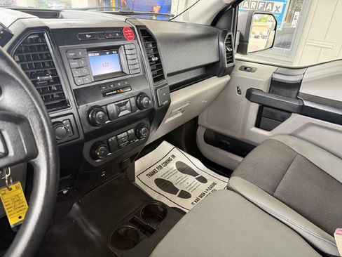 Used 2019 Ford F150 XL w/ Equipment Group 101A Mid AWD/4WD image 14