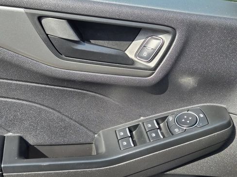 Used 2025 Ford Escape Active AWD/4WD image 14