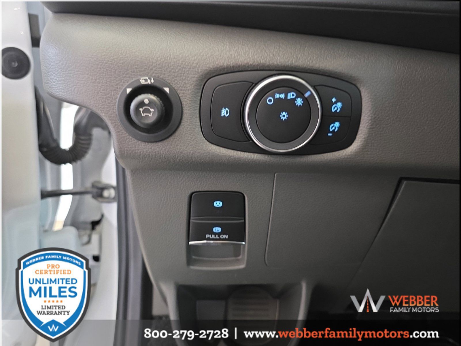Used 2022 Ford Transit 150 Low Roof AWD image 34