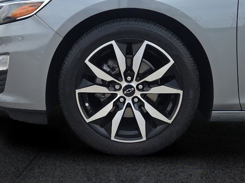 Used 2024 Chevrolet Malibu RS FWD image 8