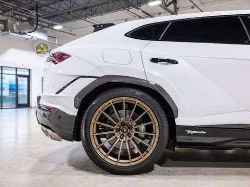 Used 2023 Lamborghini Urus Performante image 30