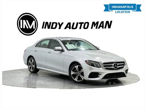 Used 2018 Mercedes-Benz E 300 4MATIC image 1