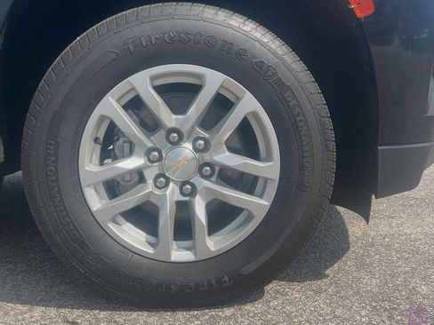 Used 2024 Chevrolet Tahoe LT RWD image 38