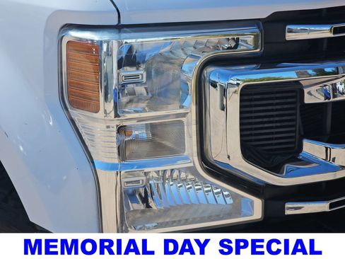 Used 2021 Ford F250 XLT w/ XLT Value Package AWD/4WD image 32