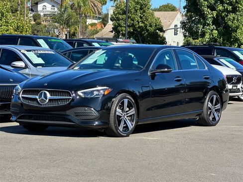 Certified 2025 Mercedes-Benz C 300 Sedan image 8