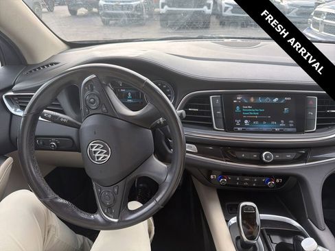 Used 2019 Buick Enclave Essence AWD/4WD image 12