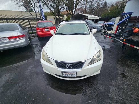 Used 2006 Lexus IS 350 image 2