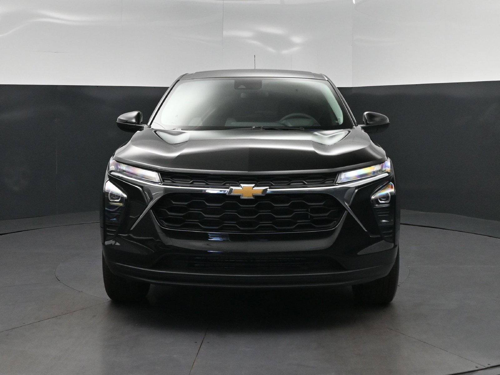 New 2026 Chevrolet Trax LS w/ LS Convenience Package FWD image 10