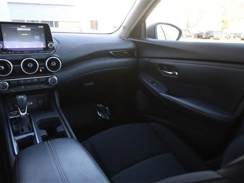 Certified 2024 Nissan Sentra SV image 24