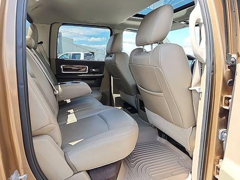 Used 2012 RAM 1500 Laramie AWD/4WD image 35
