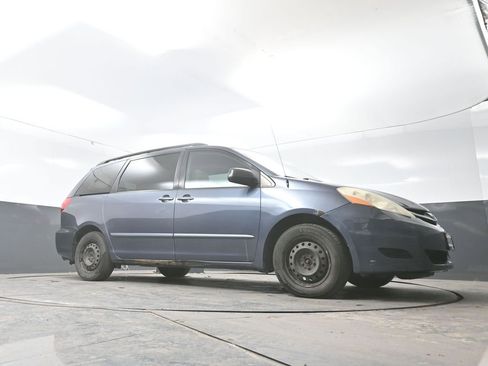 Used 2008 Toyota Sienna LE FWD image 47
