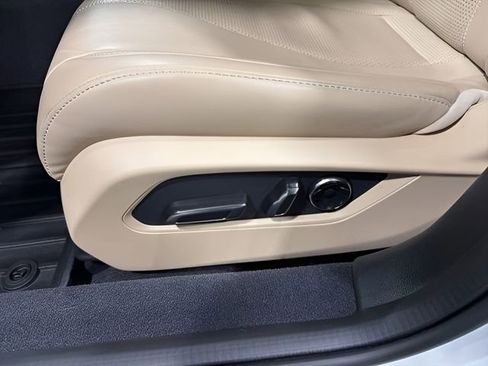 Used 2025 Acura TLX Technology Package image 12