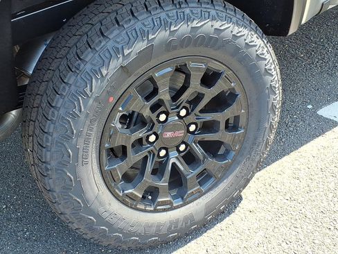 New 2026 GMC Canyon Elevation w/ Convenience Package AWD/4WD image 12