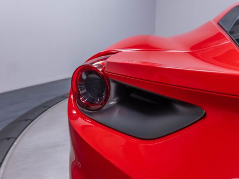 Used 2018 Ferrari 488 GTB RWD image 63