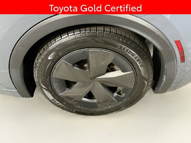 Certified 2024 Toyota Prius Prime FWD image 33