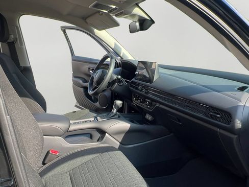 Used 2027 Honda HR-V LX image 11