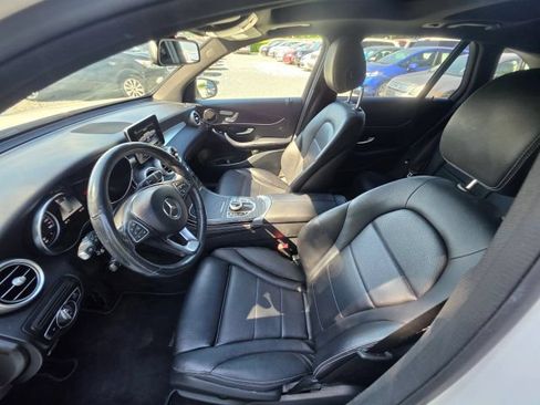 Used 2018 Mercedes-Benz GLC 300 4MATIC image 12