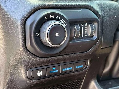 Used 2022 Jeep Wrangler Unlimited Sahara 4xe w/ Cold Weather Group image 18