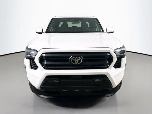 Used 2025 Toyota Tacoma SR5 RWD image 2
