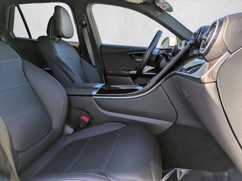 Certified 2025 Mercedes-Benz GLC 300 image 22