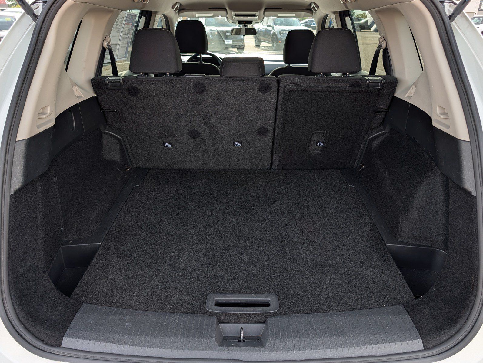 Used 2024 Nissan Rogue S FWD image 11