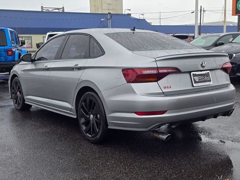 Used 2019 Volkswagen Jetta GLI FWD image 8