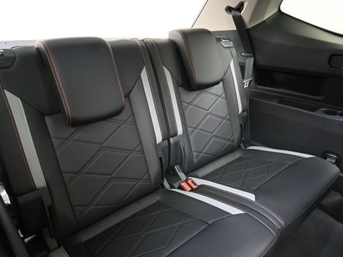 New 2026 Volkswagen Atlas Peak Edition AWD/4WD image 17