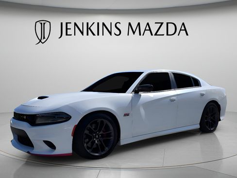 Used 2023 Dodge Charger Scat Pack w/ Technology Group RWD image 5