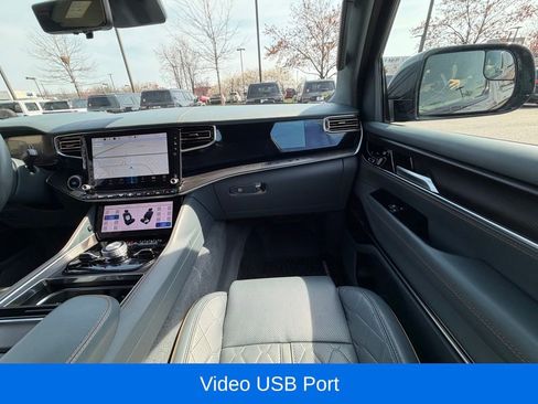 Certified 2024 Jeep Grand Wagoneer Series III w/ Rear Seat Video Group 1 AWD/4WD image 17