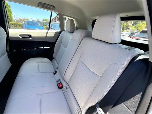 Used 2025 Toyota Corolla Cross L FWD image 15