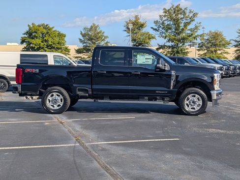 New 2026 Ford F250 XLT w/ FX4 Off-Road Package AWD/4WD image 5
