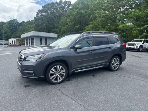 Used 2022 Subaru Ascent Limited w/ Technology Package AWD/4WD image 2