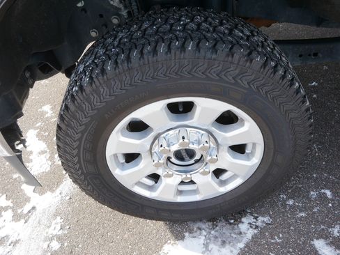 Used 2024 Ford F250 XLT image 16