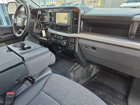 Certified 2025 Ford F350 XL w/ XL Chrome Package image 29