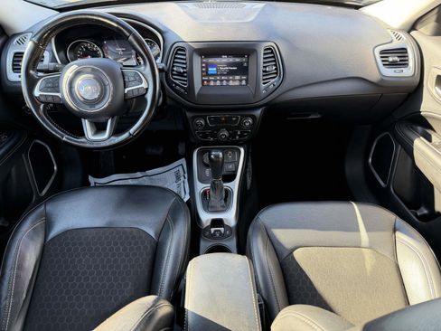 Used 2021 Jeep Compass Latitude w/ Convenience Group image 16