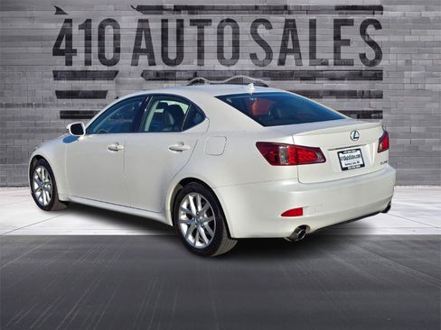 Used 2011 Lexus IS 250 w/ Premium Pkg Value Edition image 8
