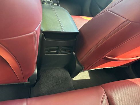 Used 2025 MAZDA CX-30 AWD 2.5 S w/ Preferred Package image 24