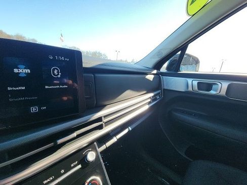 Used 2025 Hyundai Santa Fe SE image 26