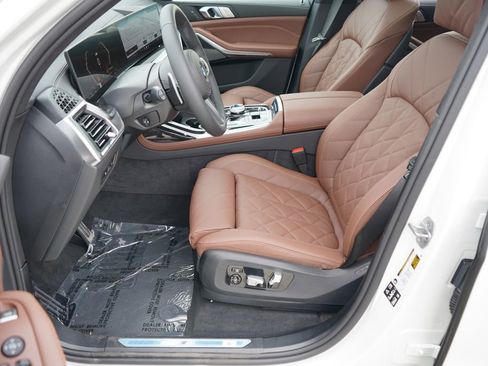 New 2026 BMW X7 xDrive40i w/ M Sport Package image 10