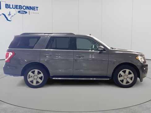 Used 2021 Ford Expedition XLT RWD image 4