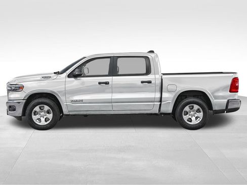 Used 2026 RAM 1500 Big Horn AWD/4WD image 3