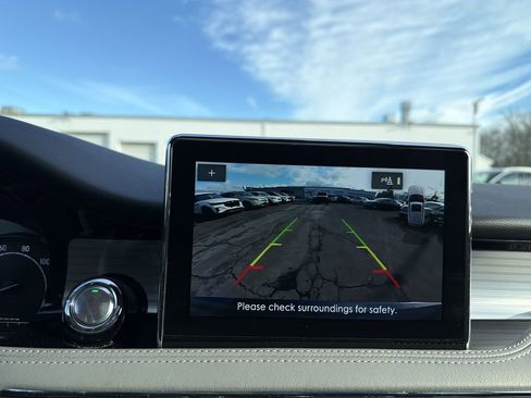 Certified 2022 Lincoln Corsair AWD w/ Premium Package image 25