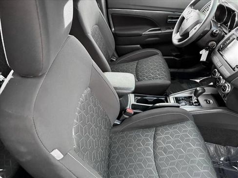 Used 2024 Mitsubishi Outlander Sport ES image 19