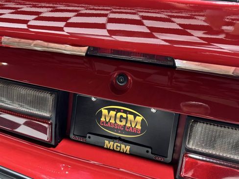 Used 1988 Ford Mustang LX RWD image 31
