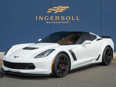 Used 2019 Chevrolet Corvette Z06 image 3
