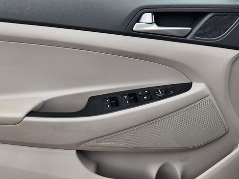 Used 2019 Hyundai Tucson Value image 22