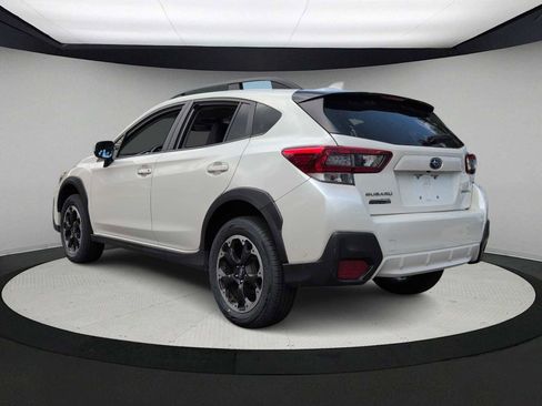 Used 2021 Subaru Crosstrek 2.0i Premium w/ Moonroof Package AWD/4WD image 6