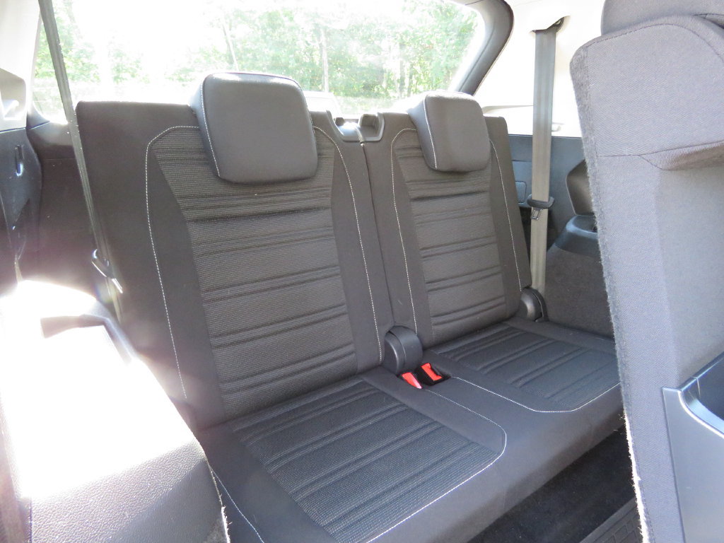 Used 2023 Volkswagen Tiguan S FWD image 17
